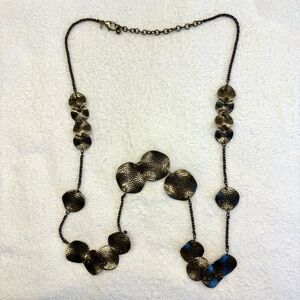 Chico’s Long Bronze color Necklace